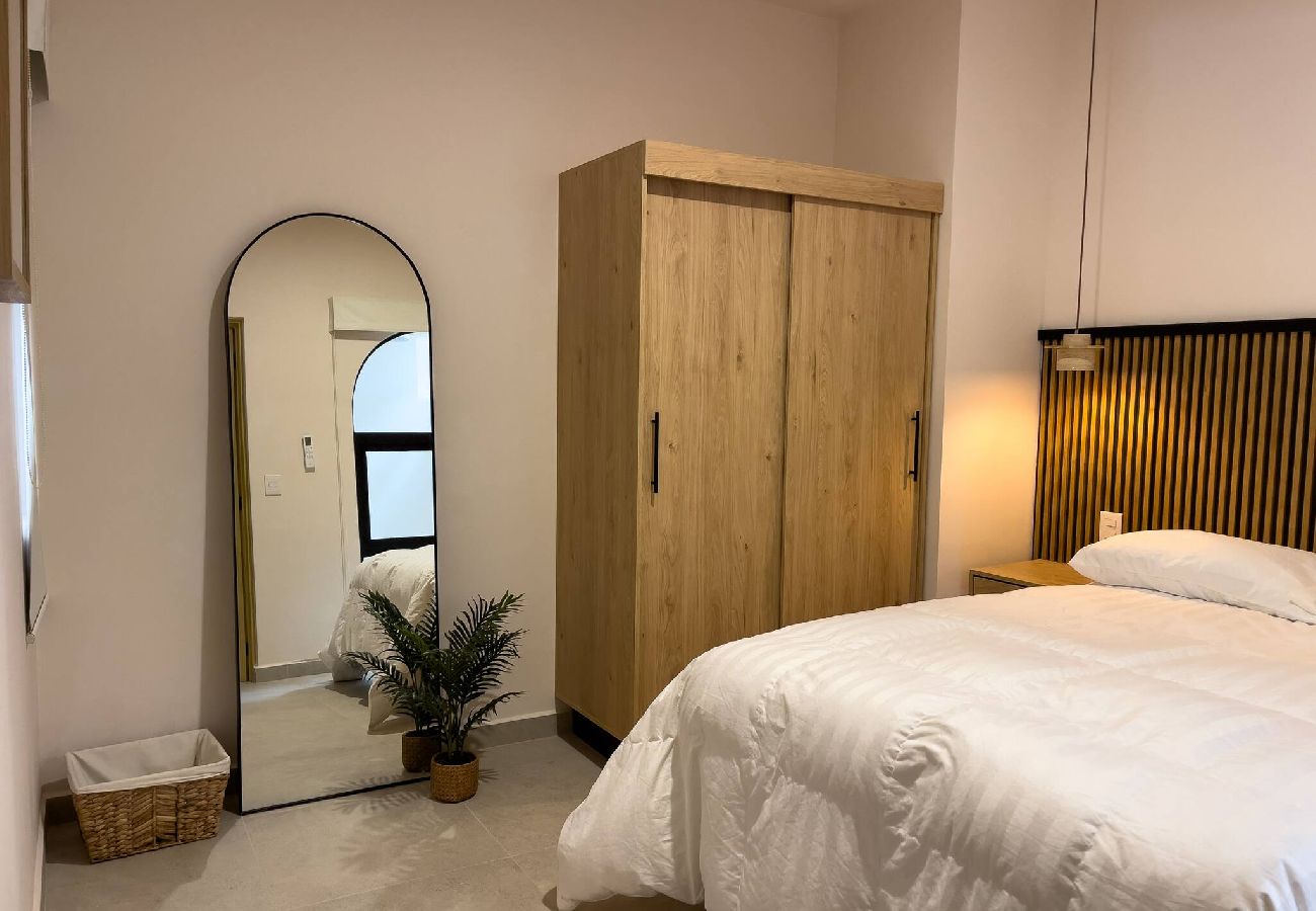 Departamento en Mazatlán - Malecón a 300 m | Alberca y fogatero 