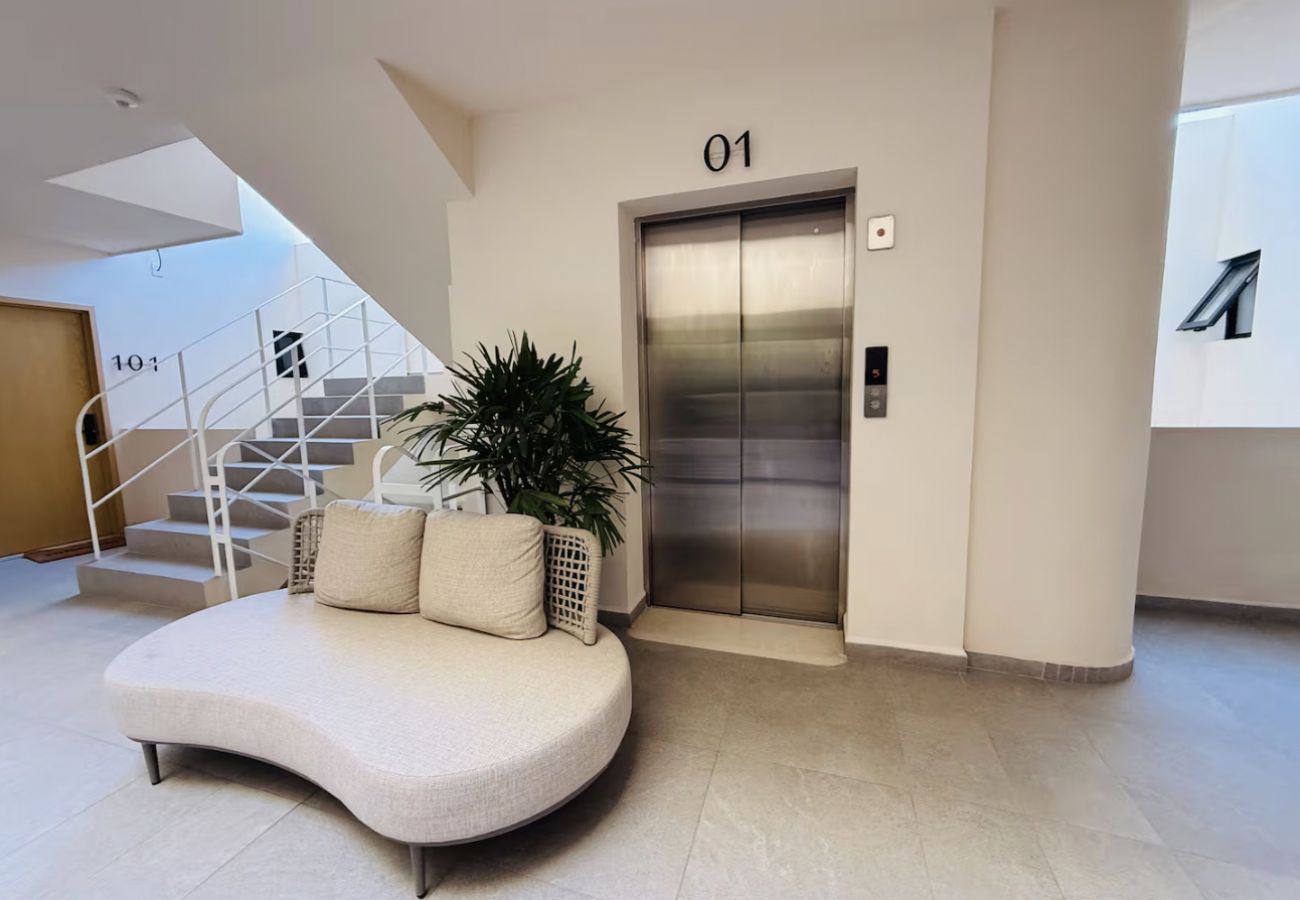 Departamento en Mazatlán - Malecón a 300 m | Alberca y fogatero 