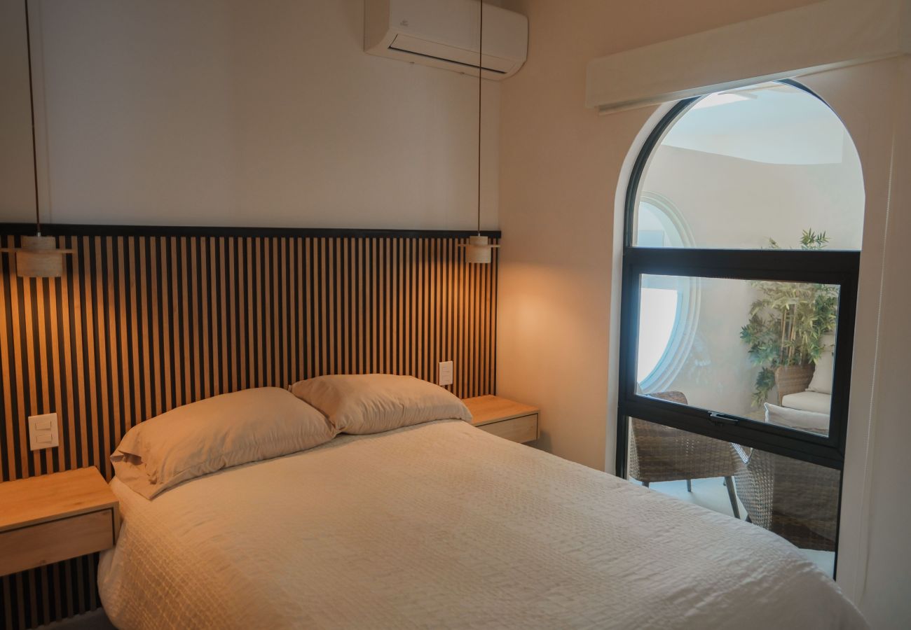 Departamento en Mazatlán - ÜN | Malecón a 300 m | Alberca y fogatero