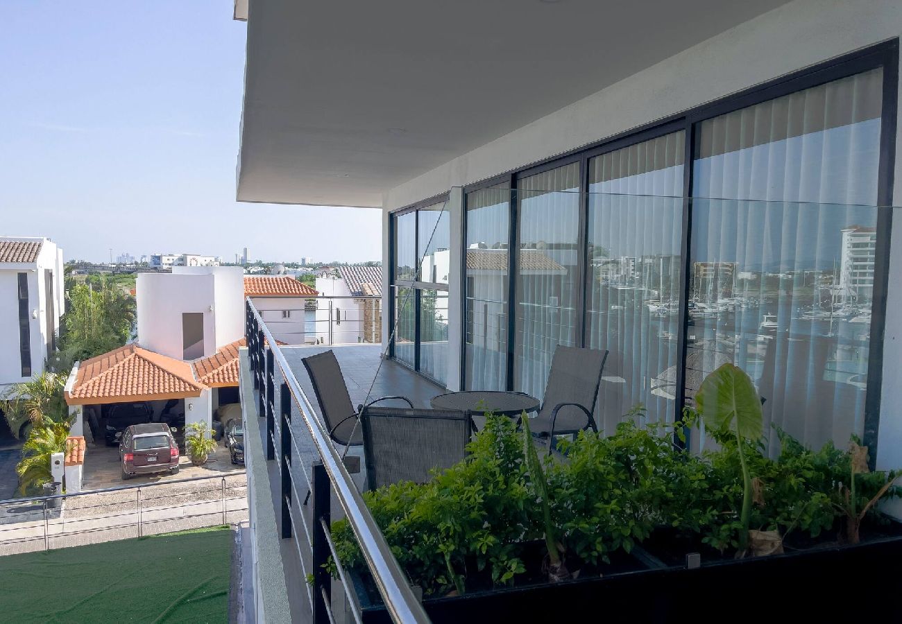 Departamento en Mazatlán - Marina Luxury · Wide Yacht View