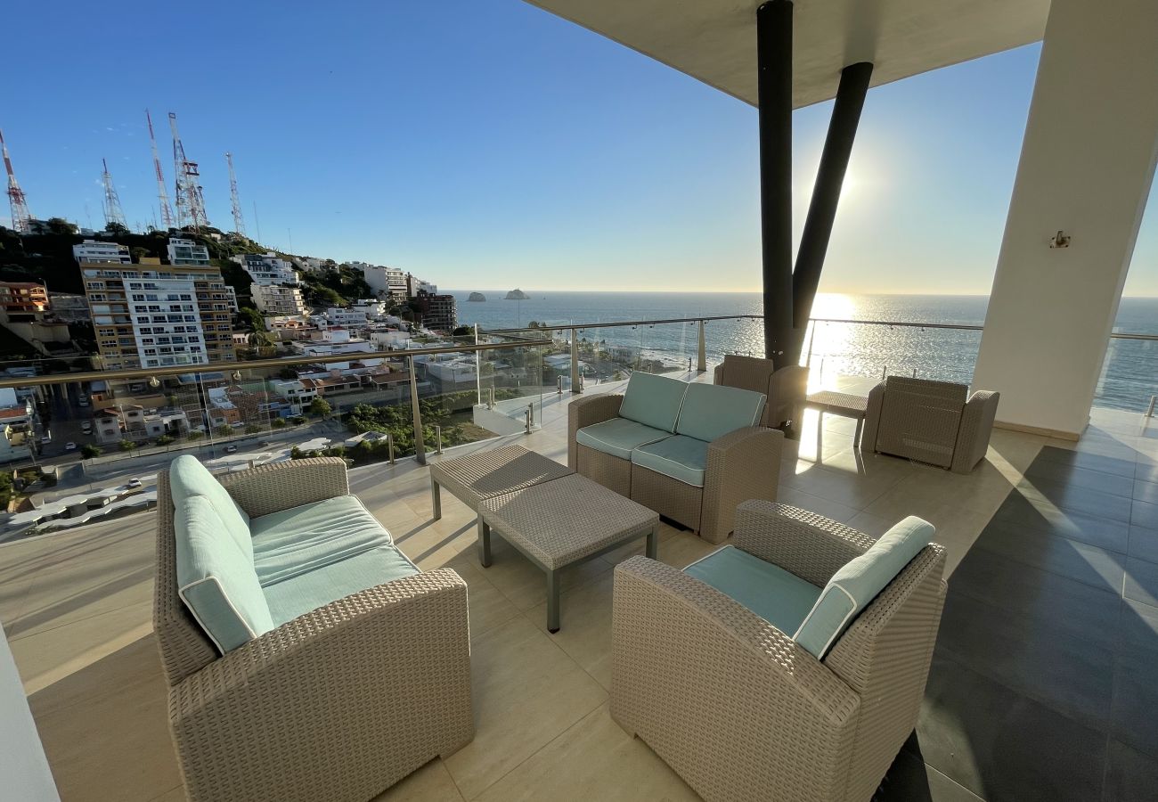 Departamento en Mazatlán - Malecon Ocean View · 2BR Stylish Condo