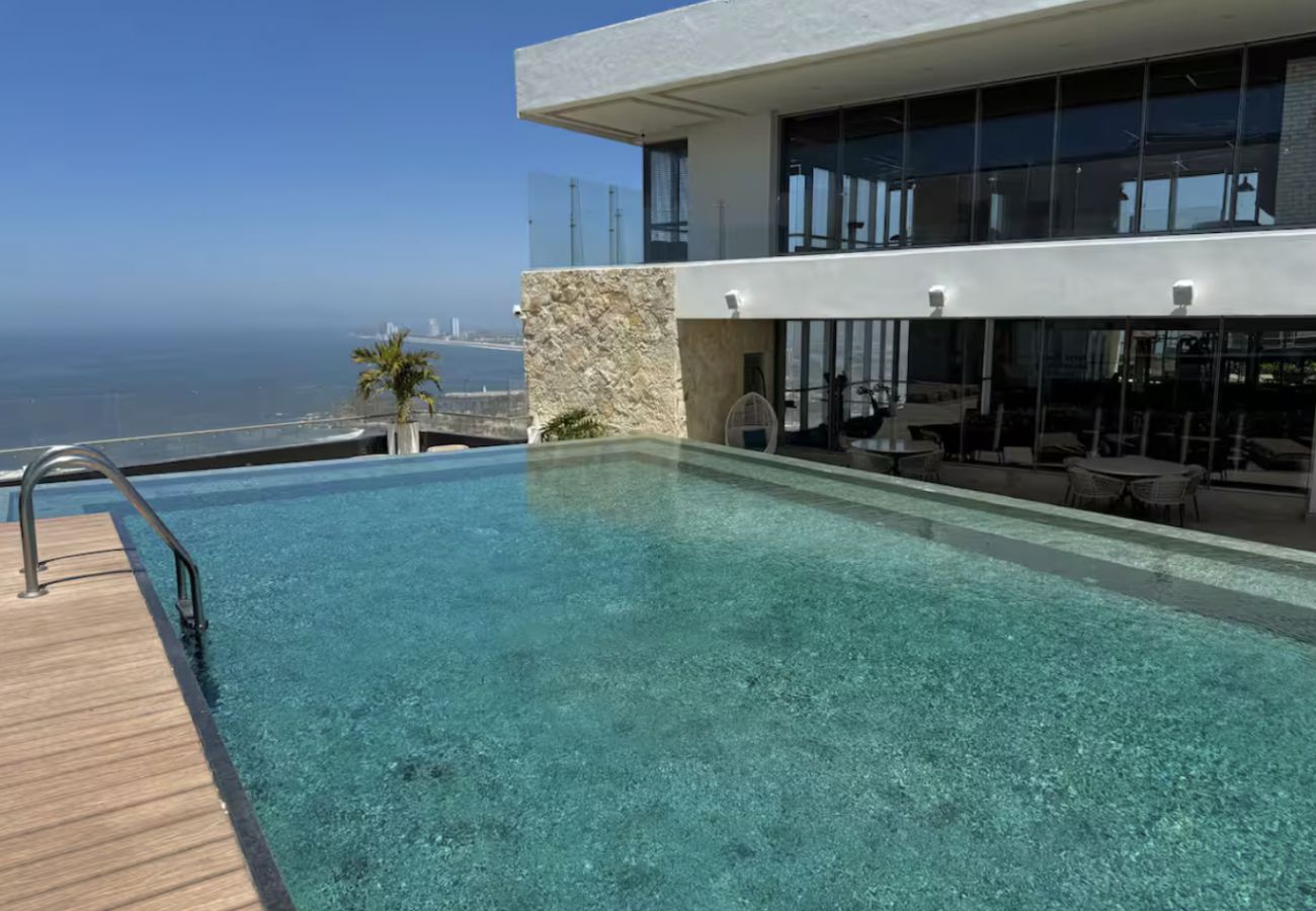 Departamento en Mazatlán - 2BR Frente al mar en Zona Dorada