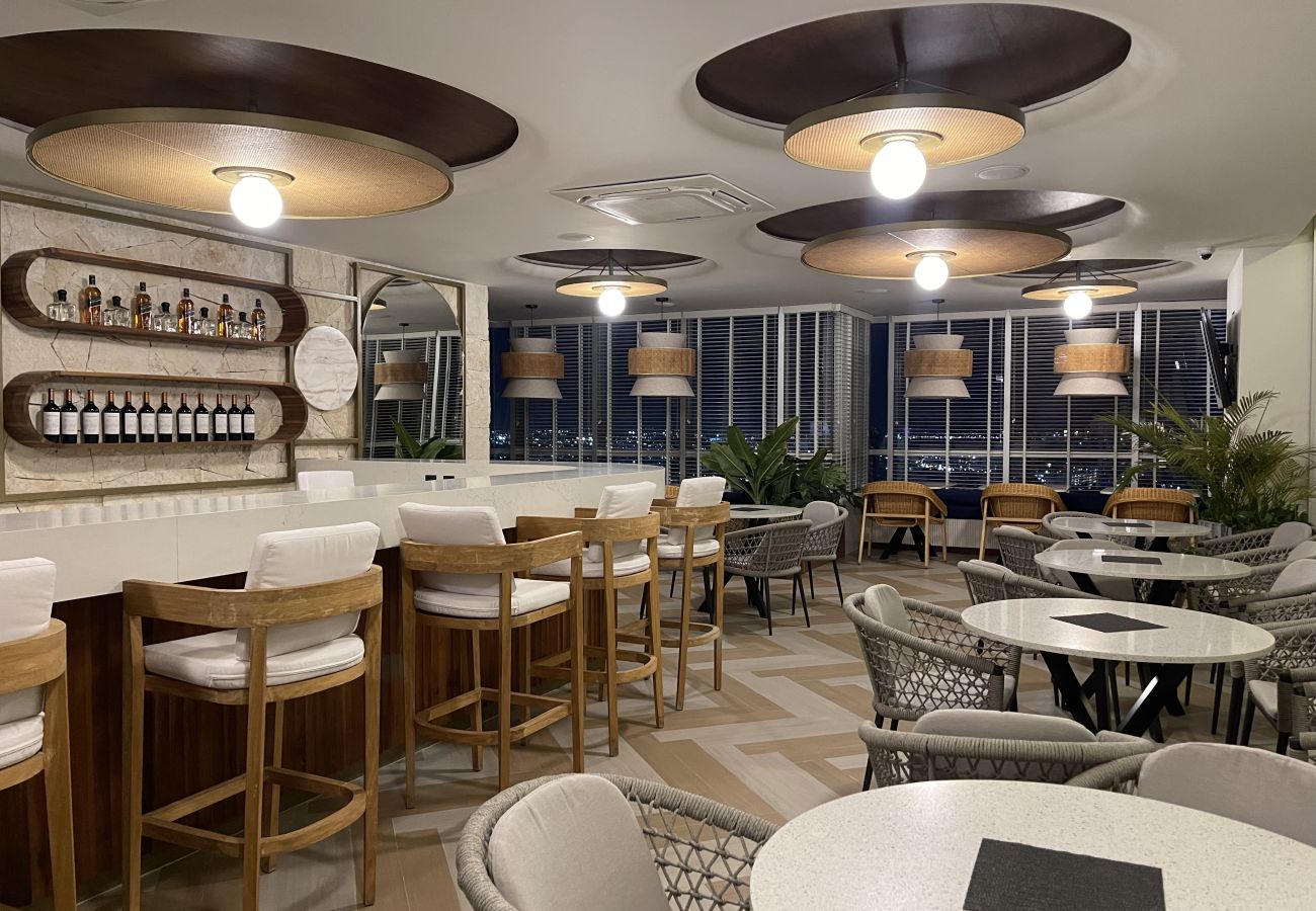 Departamento en Mazatlán - 2BR Oceanfront Condo in Golden Zone