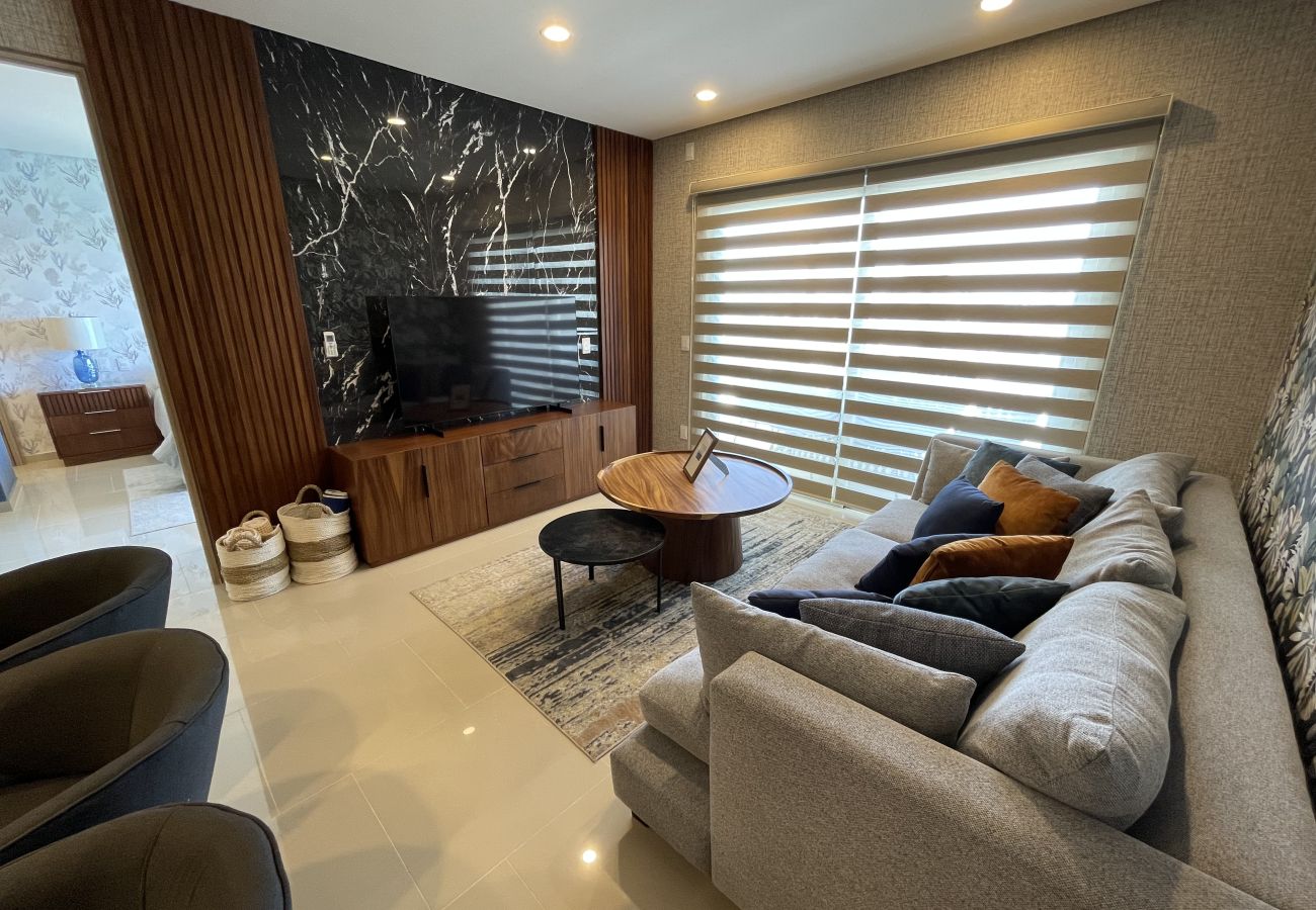 Departamento en Mazatlán - 2BR Oceanfront Condo in Golden Zone