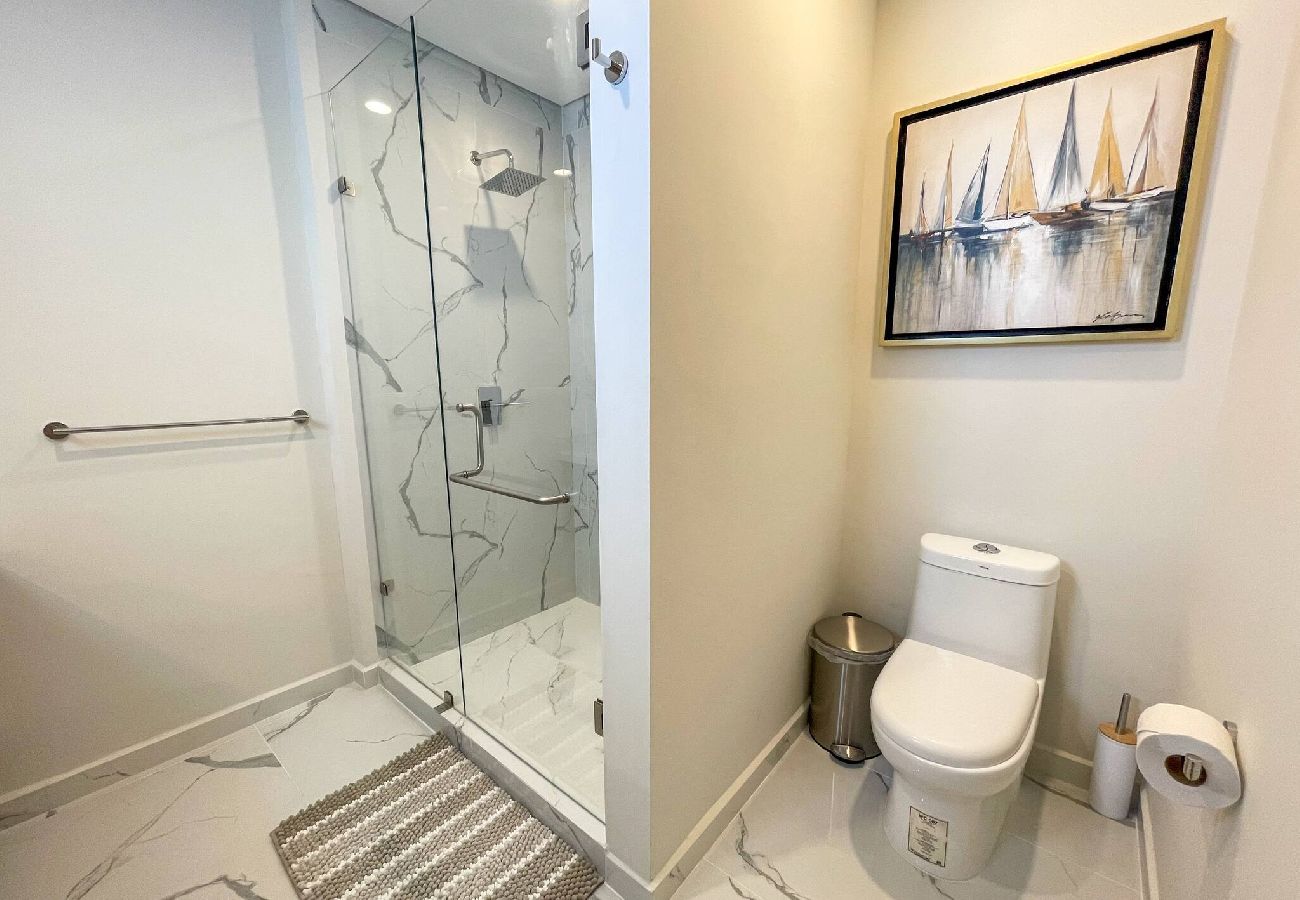 Departamento en Mazatlán - Oceanfront Luxury · 3BR Beach Apartment