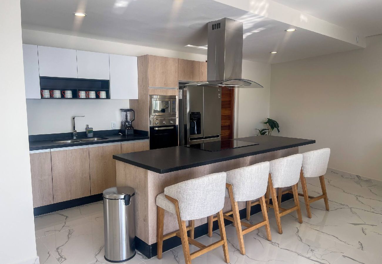 Departamento en Mazatlán - Oceanfront Luxury · 3BR Beach Apartment