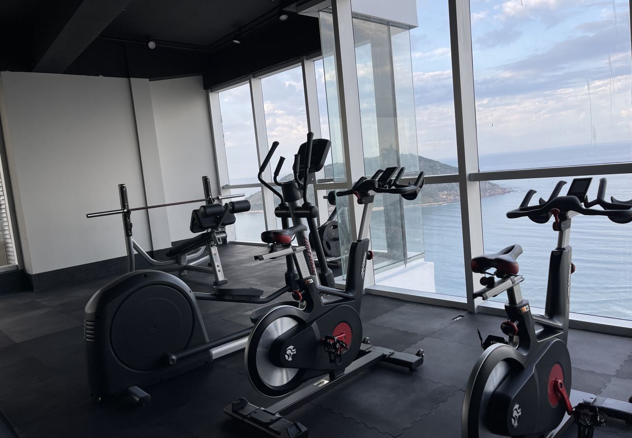 Departamento en Mazatlán - Oceanfront Luxury · 3BR Beach Apartment