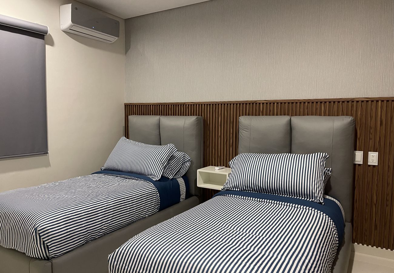 Departamento en Mazatlán - 3 BR Oceanfront Apartment