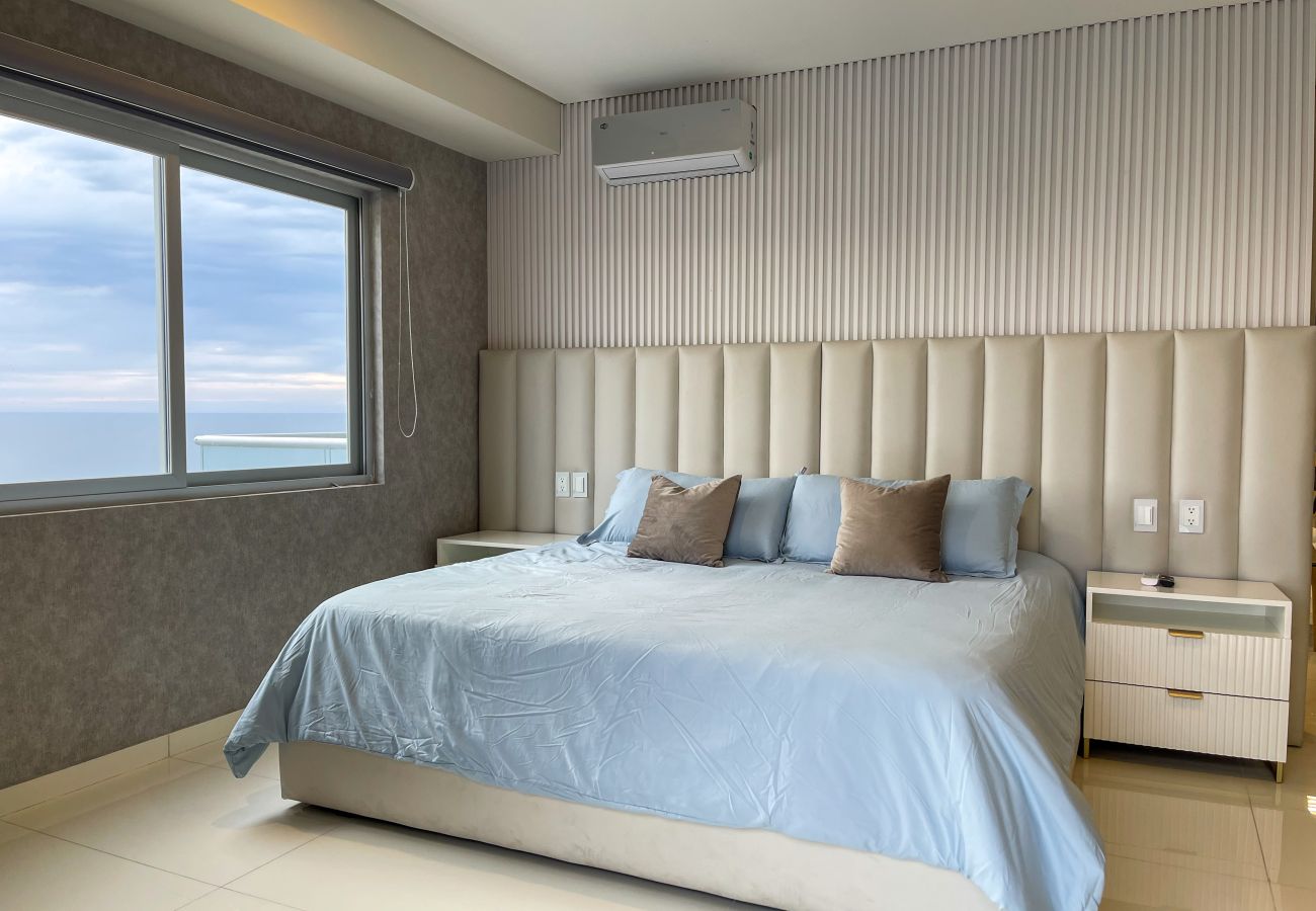 Departamento en Mazatlán - 3 BR Oceanfront Apartment