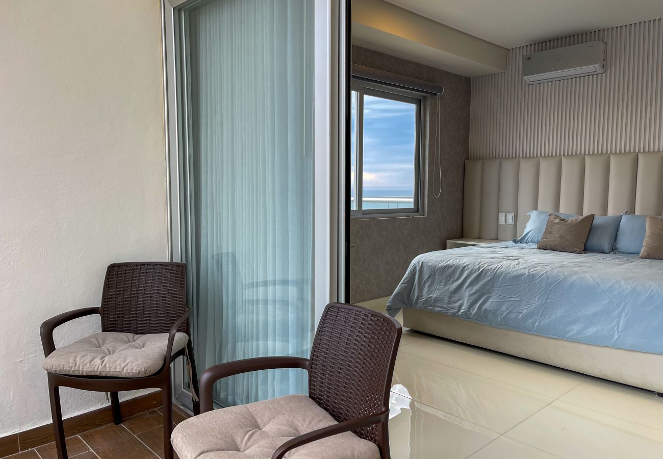 Departamento en Mazatlán - 3 BR Oceanfront Apartment