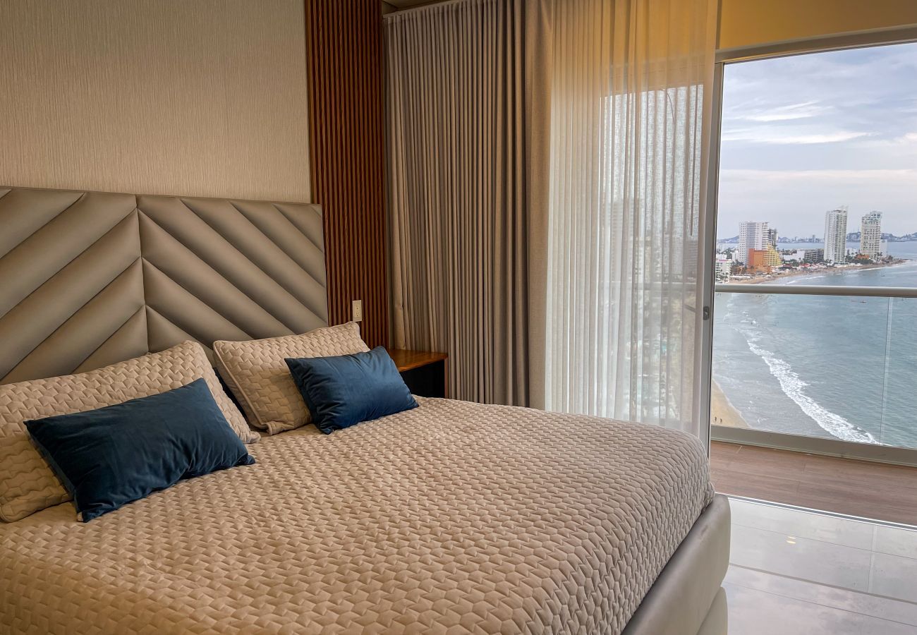 Departamento en Mazatlán - 3 BR Oceanfront Apartment