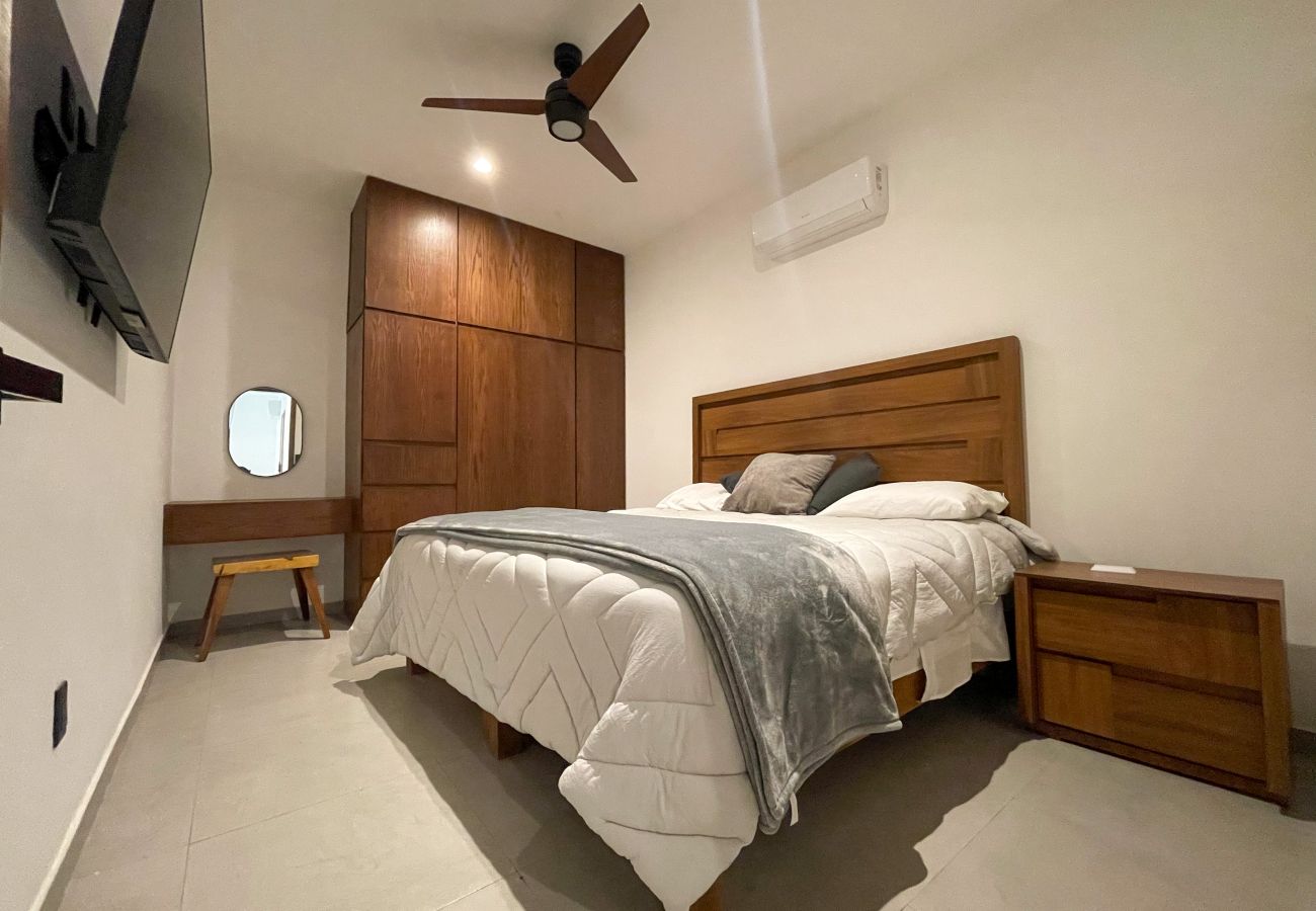 Apartment in Mazatlán - 2BR in Golden Zone, 260 m from the beach