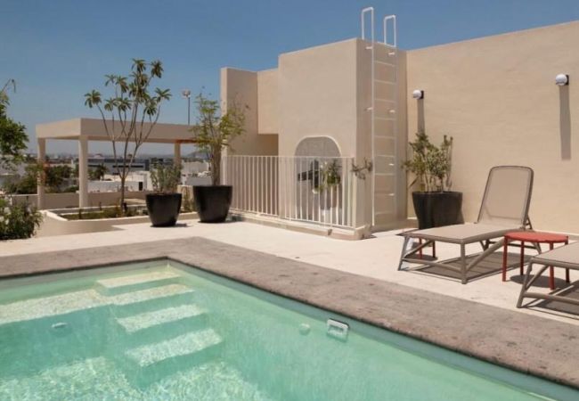 Apartment in Mazatlán - 300 m to Malecon, pool and firepit