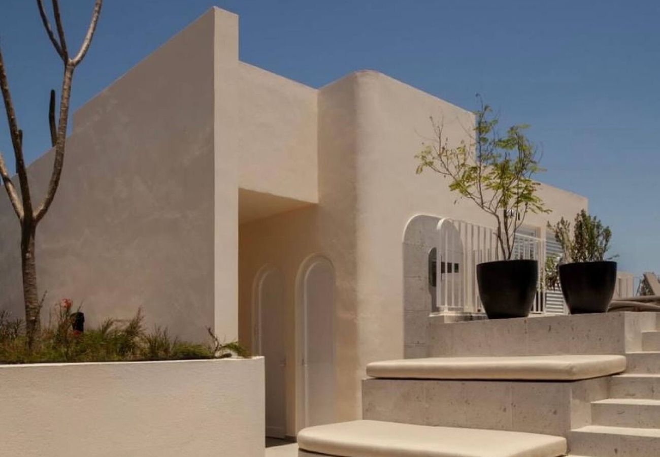 Apartment in Mazatlán - 300 m to Malecon, pool and firepit