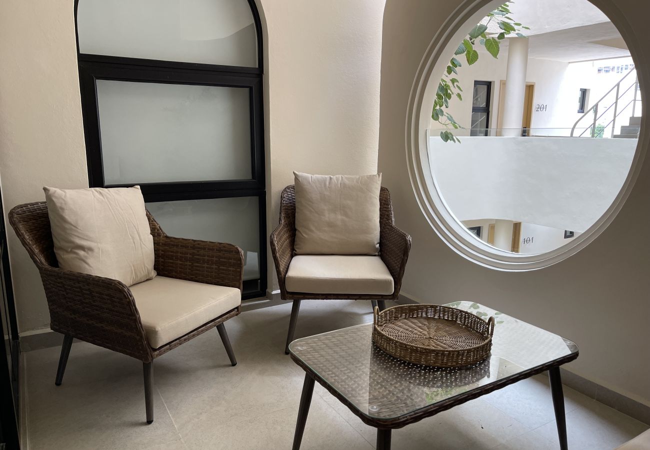 Apartment in Mazatlán - 300 m to Malecon, pool and firepit