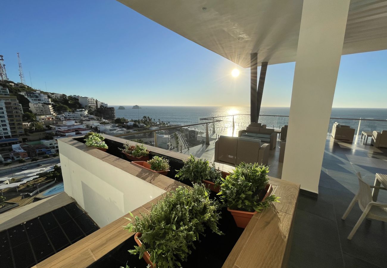 Apartment in Mazatlán - Malecon Ocean View · 2BR Stylish Condo