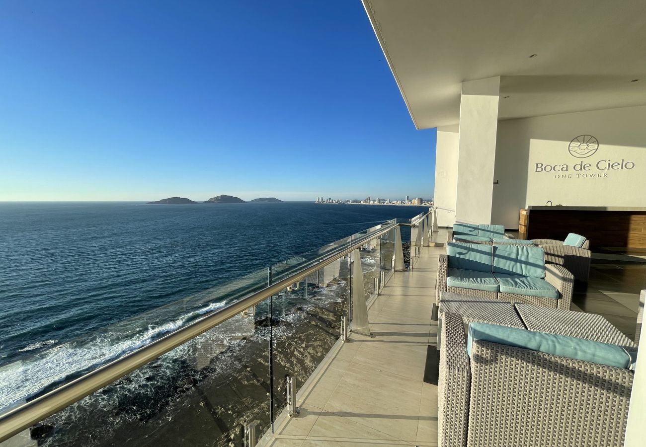 Apartment in Mazatlán - Malecon Ocean View · 2BR Stylish Condo