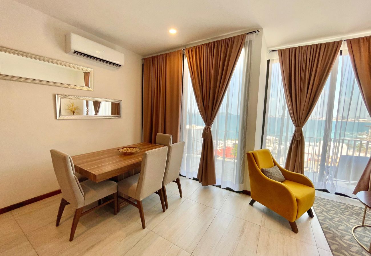Apartment in Mazatlán - 2BR · Stunning Ocean View