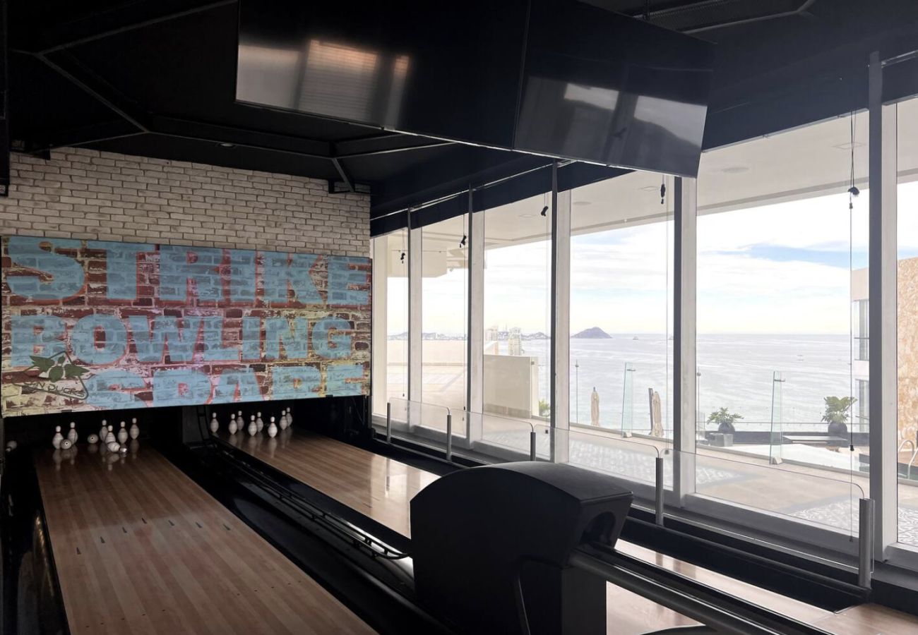 Apartment in Mazatlán - 2BR Oceanfront Condo in Golden Zone