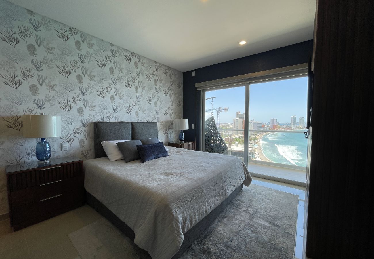 Apartment in Mazatlán - 2BR Oceanfront Condo in Golden Zone