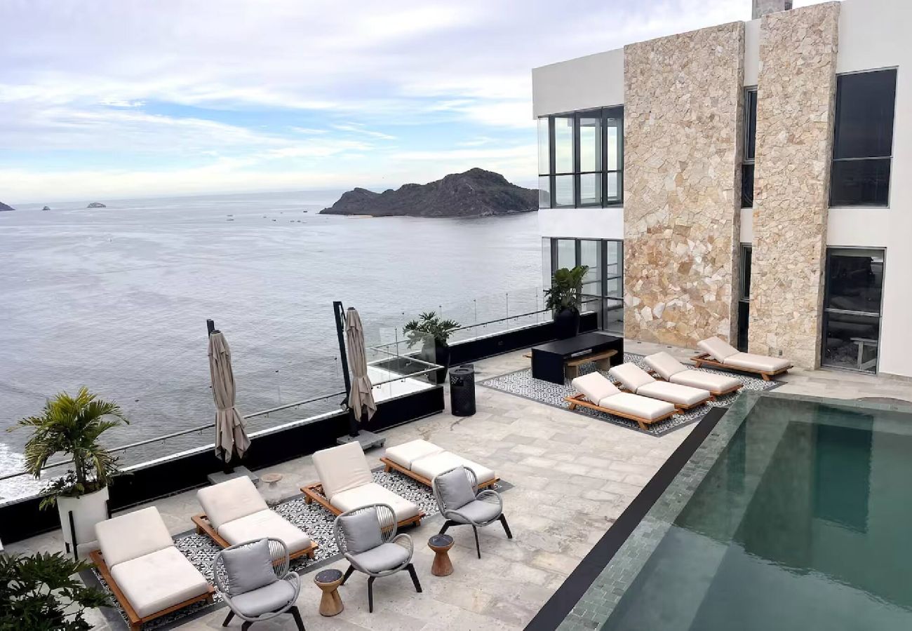 Apartment in Mazatlán - Oceanfront Luxury · 3BR Beach Apartment