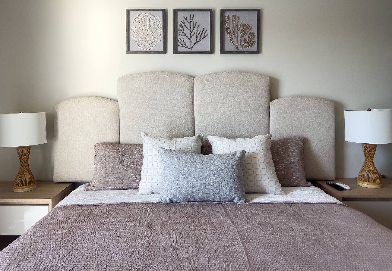 Apartment in Mazatlán - Oceanfront Luxury · 3BR Beach Apartment