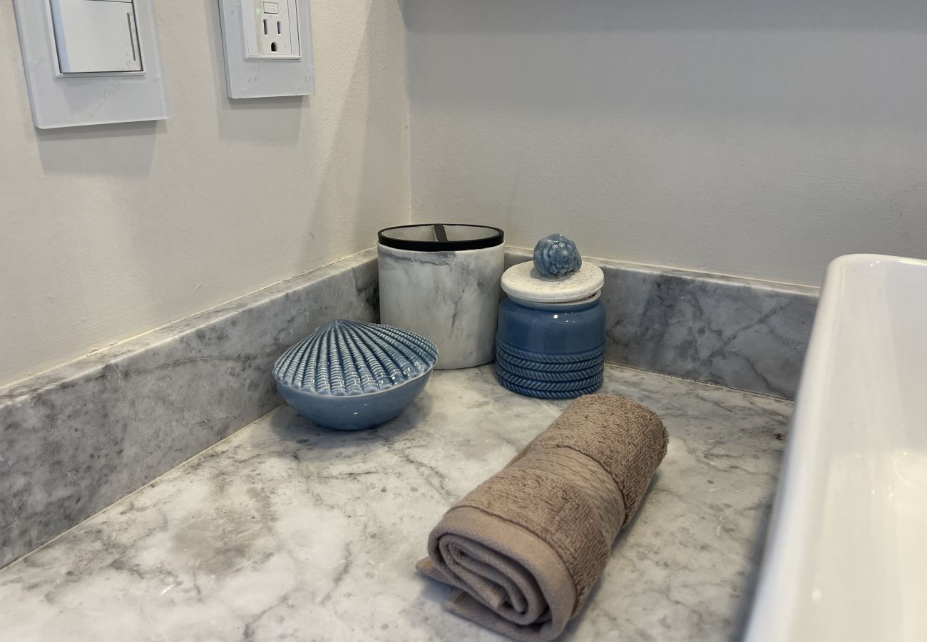 Apartment in Mazatlán - 2BR Oceanfront Stylish Condo