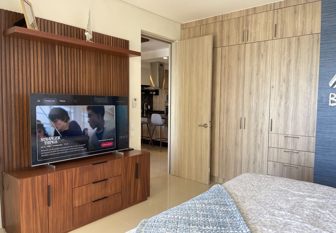 Apartment in Mazatlán - 2BR Oceanfront Stylish Condo