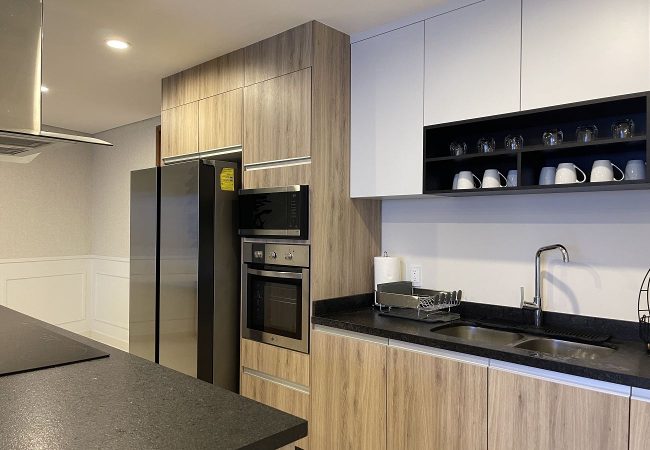 Apartment in Mazatlán - 3 BR Oceanfront Apartment